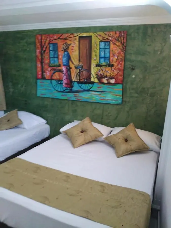 Pensión Hostal, Manga mar, Habitaciones privadas y baños privados Cartagena