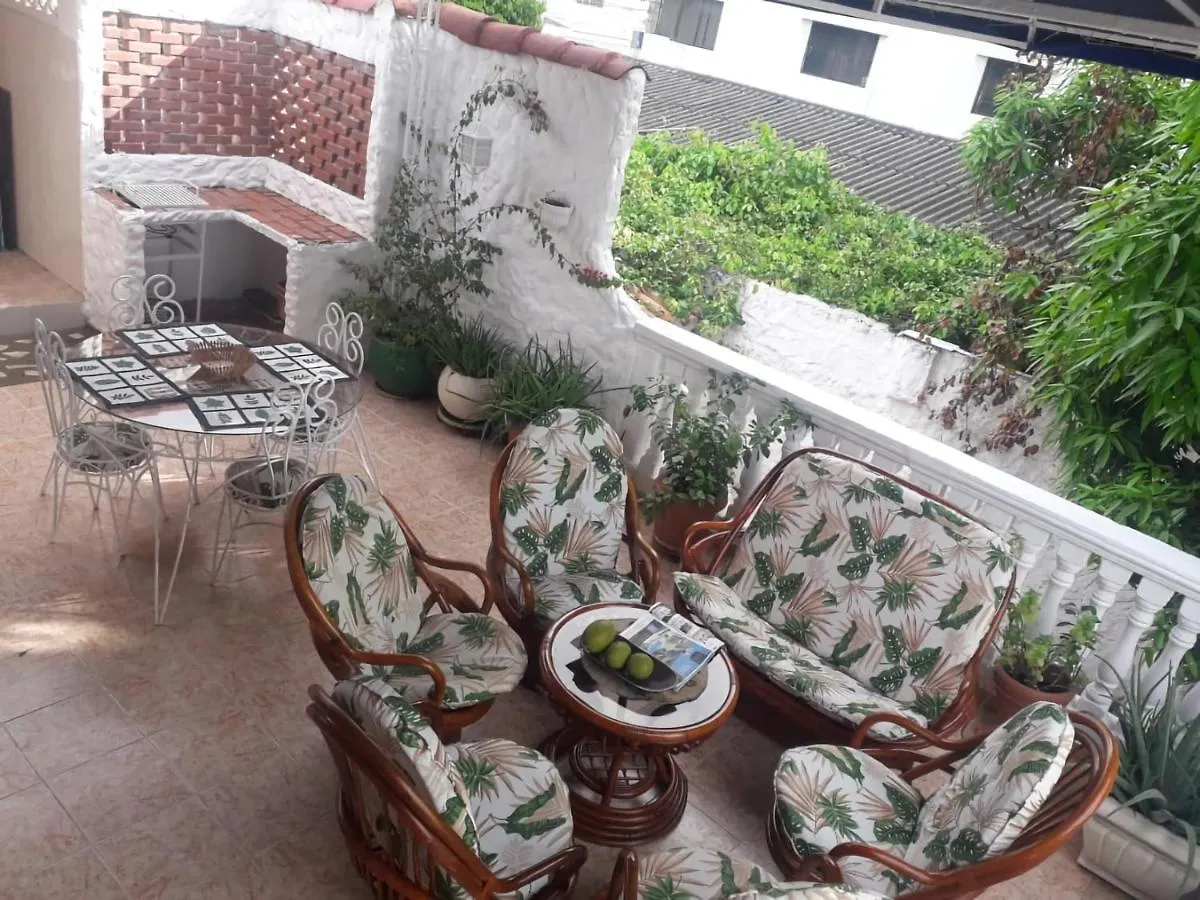 Hostal, Manga mar, Habitaciones privadas y baños privados Cartagena Pensión